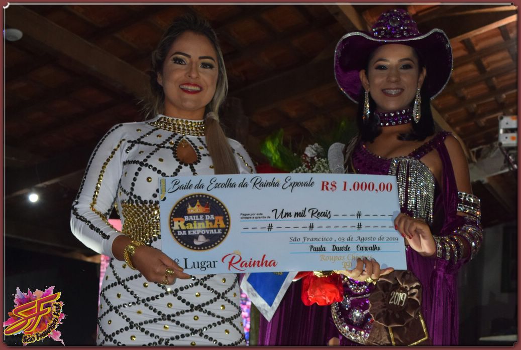 DESFILE DA RAINHA DA EXPOVALE 2019